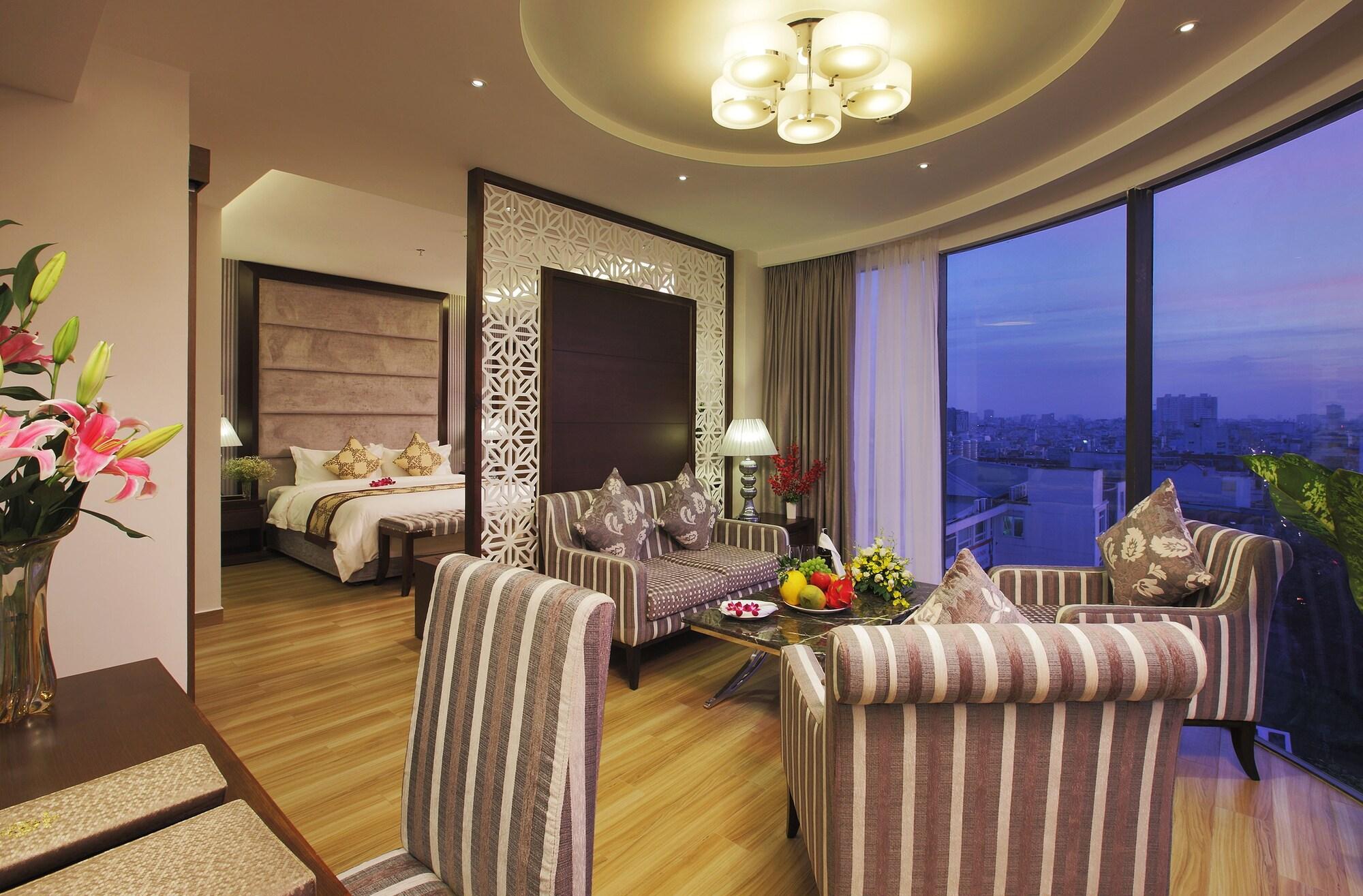 Athena Khách sạn 4*